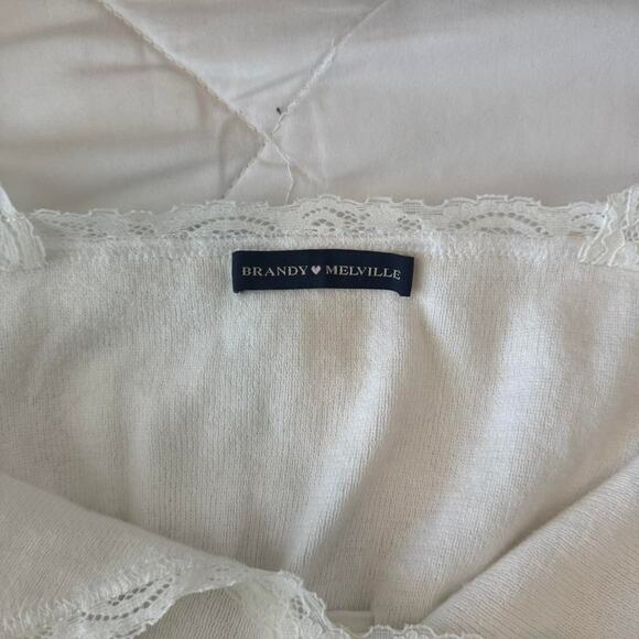 Brandy Melville white lace tank w/ bow - Picture 3 of 3